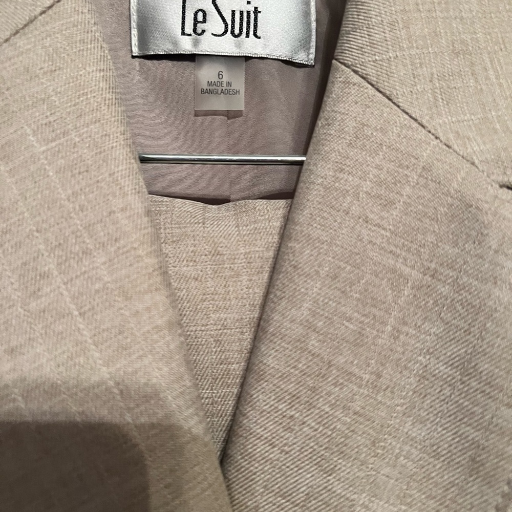 Woman’s suit
